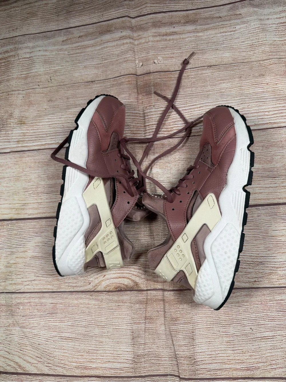 Nike Air Huarache Run Chunky Sneakers